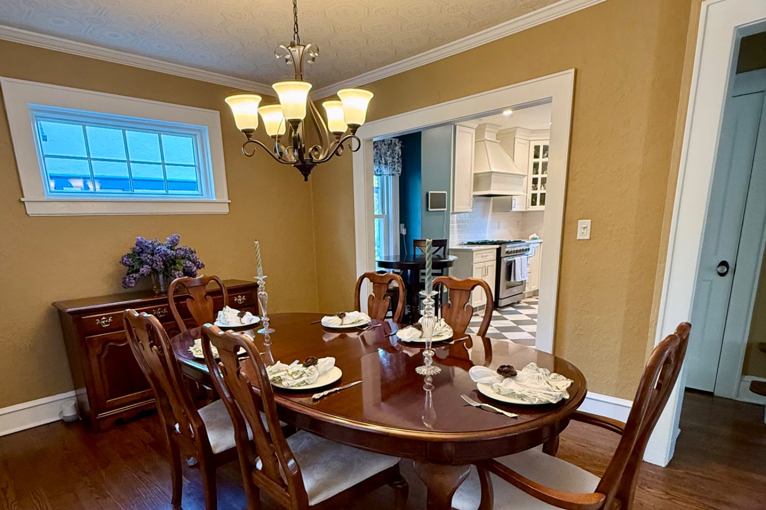 The staged dining room — Oradell Colonial